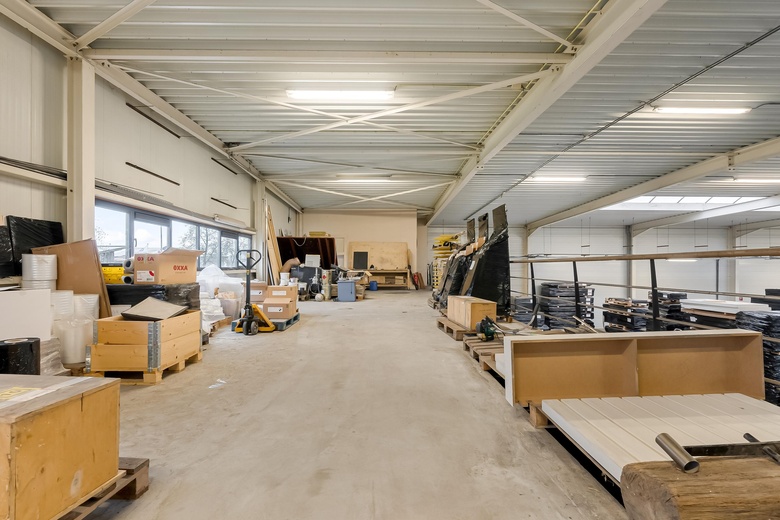 BedrijfsruimteaanBolderweg 44<br/> inLelystad BedrijfsruimteaanBolderweg 44<br/> inLelystad