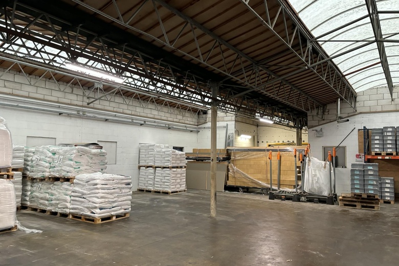 BedrijfsruimteaanZuidkade 7<br/> inVeghel