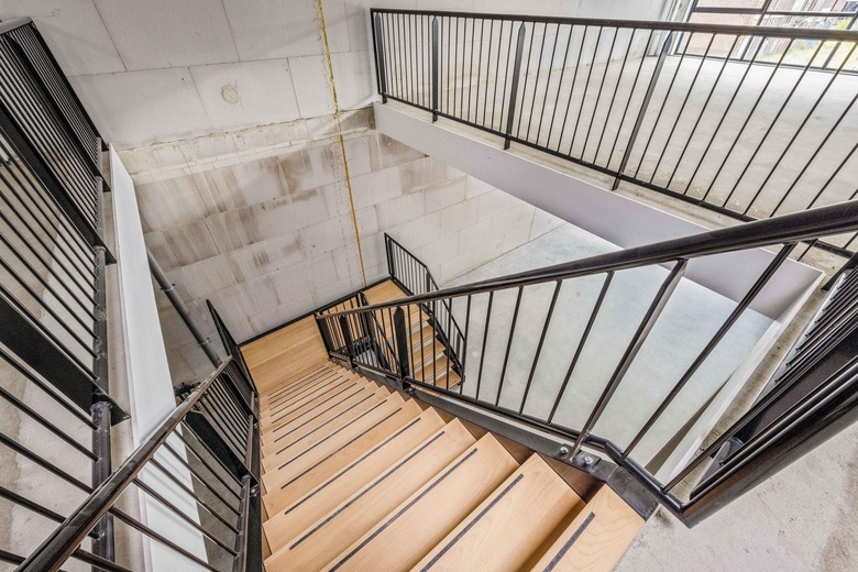 BedrijfsruimteaanHavenstraat 76 d<br/> inHuizen BedrijfsruimteaanHavenstraat 76 d<br/> inHuizen