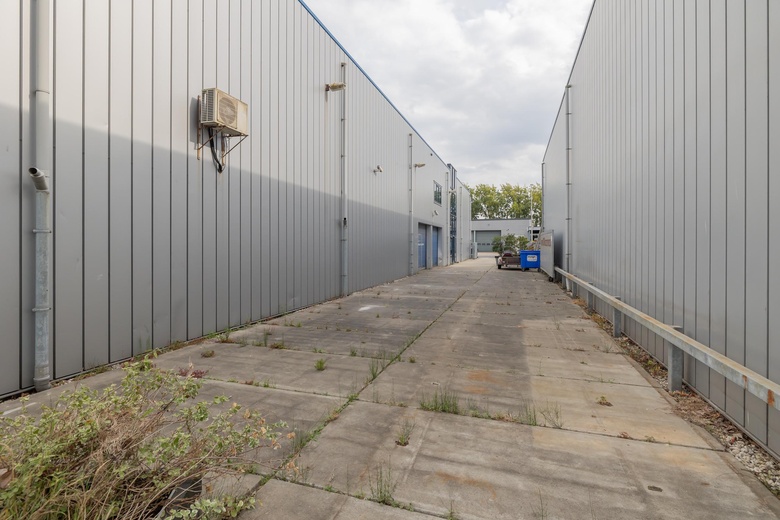 BedrijfsruimteaanTransportweg 21<br/> inNieuwkoop BedrijfsruimteaanTransportweg 21<br/> inNieuwkoop