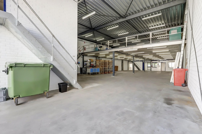 BedrijfsruimteaanBedrijvenstraat 7 a<br/> inWierden