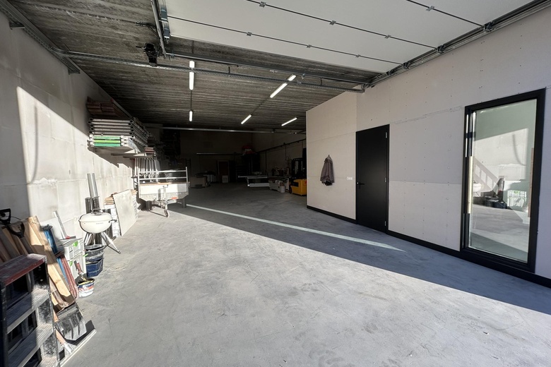 BedrijfsruimteaanJelle Zijlstraweg 62<br/> inZwaag