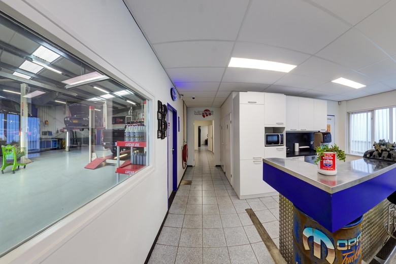 BedrijfsruimteaanFokkerstraat 475<br/> inSchiedam BedrijfsruimteaanFokkerstraat 475<br/> inSchiedam