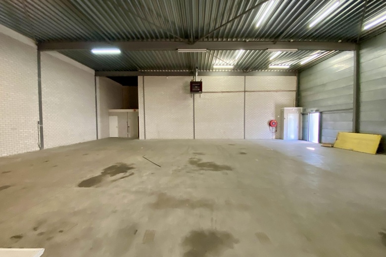 BedrijfsruimteaanThomas Edisonweg 12<br/> inDrunen