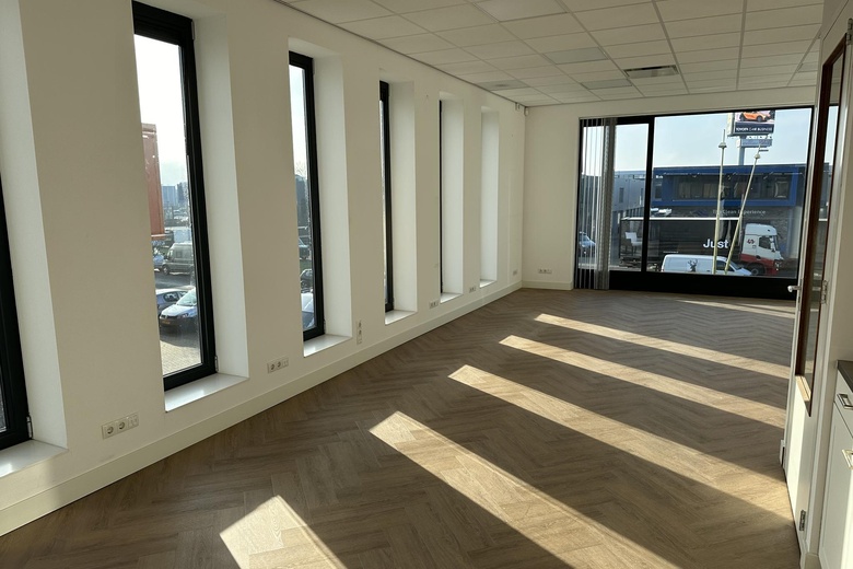 KantoorruimteaanAnthonie Fokkerstraat 61 C 01<br/> inBarneveld