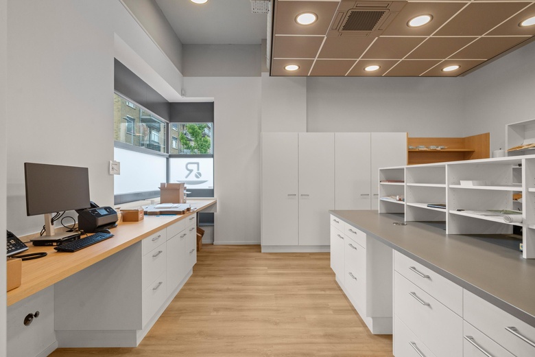 WinkelruimteaanBos en Lommerweg 361<br/> inAmsterdam