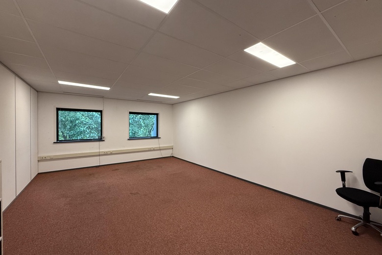 KantoorruimteaanVlierberg 4<br/> inEemnes