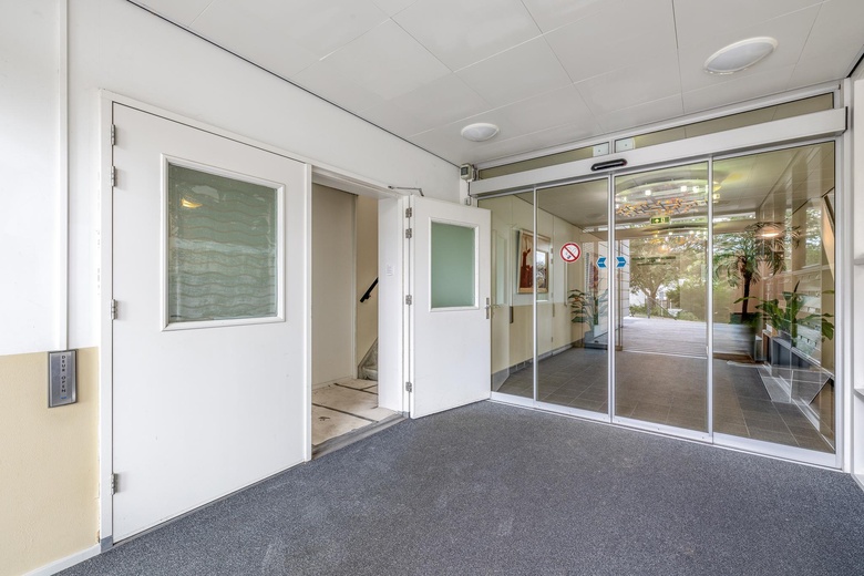KantoorruimteaanUiterdijk 40 - 56<br/> inPernis KantoorruimteaanUiterdijk 40 - 56<br/> inPernis