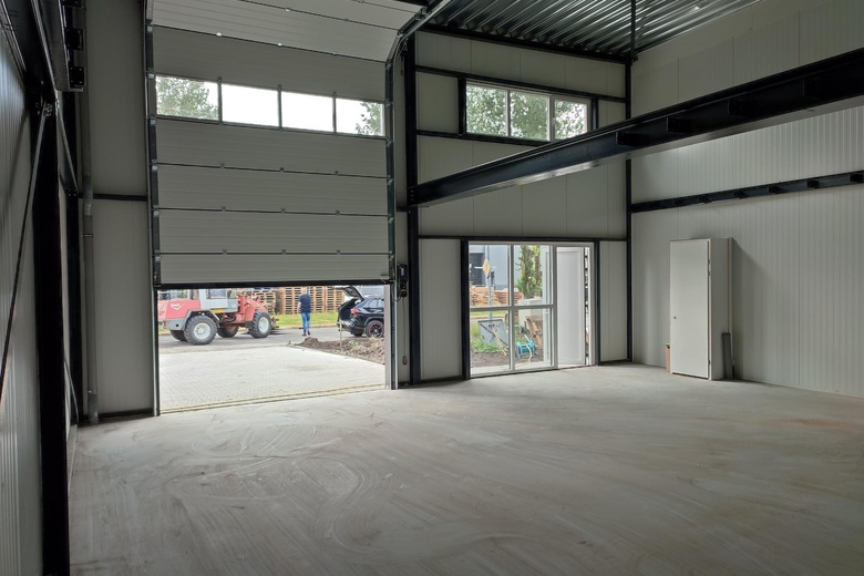 BedrijfsruimteaanHuygensstraat 54 A<br/> inEmmen BedrijfsruimteaanHuygensstraat 54 A<br/> inEmmen
