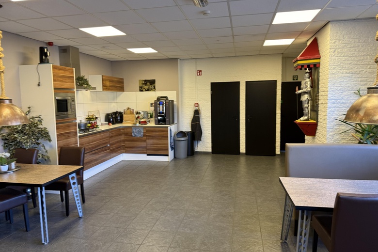 BedrijfsruimteaanNikkelstraat 35<br/> inRidderkerk