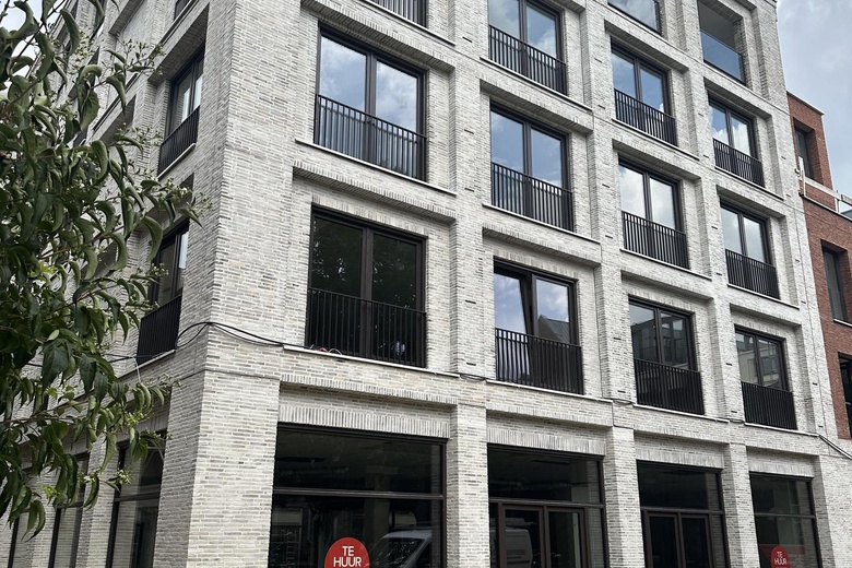 WinkelruimteaanWeeshuisstraat 3<br/> inZwolle WinkelruimteaanWeeshuisstraat 3<br/> inZwolle