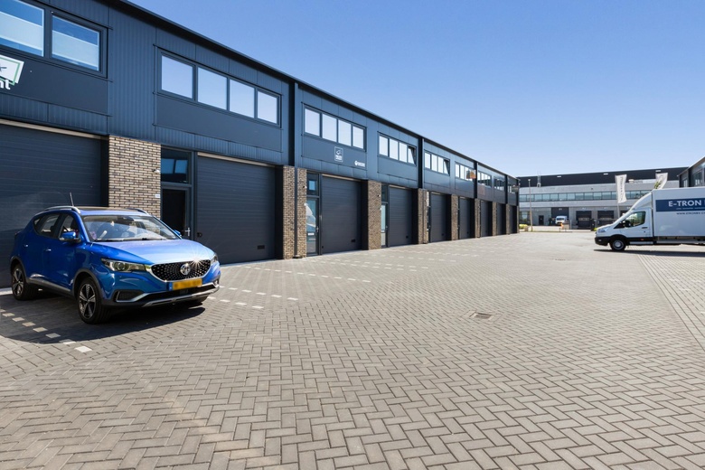 BedrijfsruimteaanDirk Verheulweg 2 B 8<br/> inWaddinxveen BedrijfsruimteaanDirk Verheulweg 2 B 8<br/> inWaddinxveen