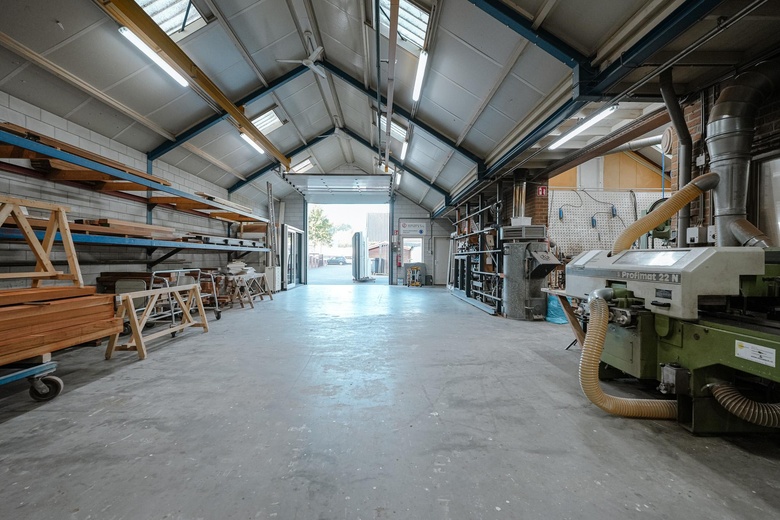 BedrijfsruimteaanBreedijk 19<br/> inHelmond BedrijfsruimteaanBreedijk 19<br/> inHelmond