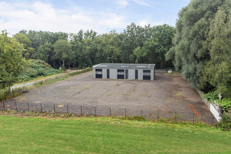 BedrijfsruimteaanOosterstraat 325 - 329<br/> inEnschede