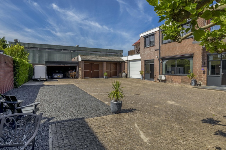 BedrijfsruimteaanM. Beenstraat 16<br/> inSpijkenisse