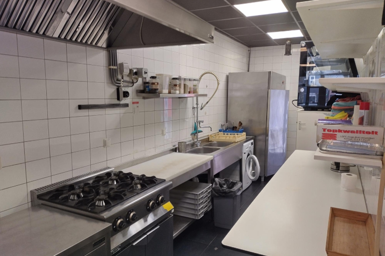 HorecaaanVeenlustplein 14<br/> inVeendam HorecaaanVeenlustplein 14<br/> inVeendam
