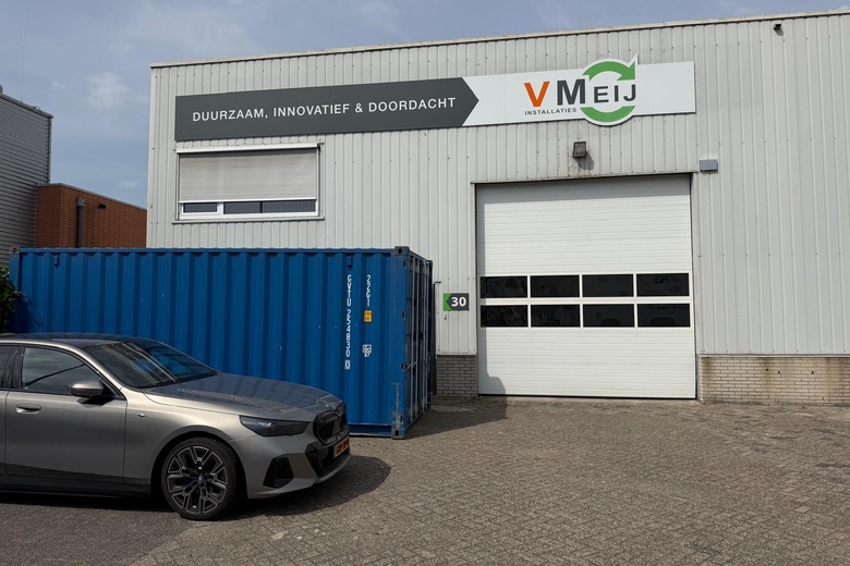 Bekijk foto Bedrijfsruimte aan de Bandijkweg 30 in Maasdijk