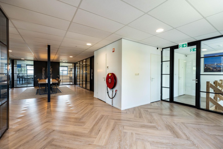 KantoorruimteaanStevinweg 5 - 7<br/> inSpijkenisse KantoorruimteaanStevinweg 5 - 7<br/> inSpijkenisse