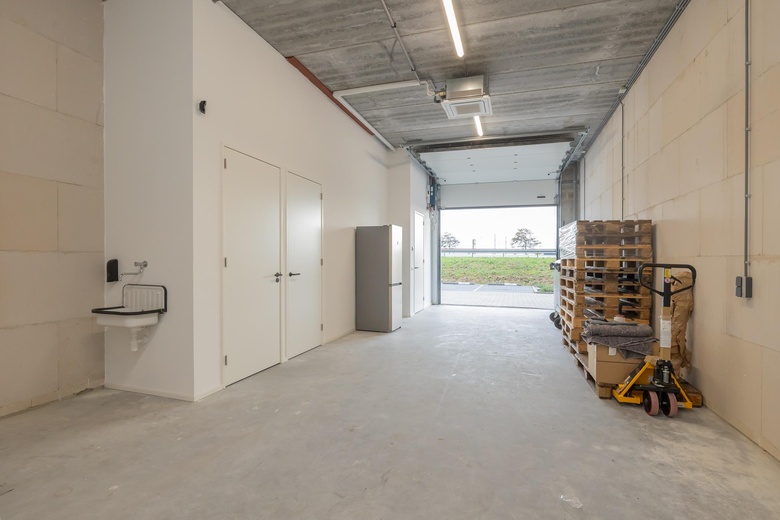 BedrijfsruimteaanWasbeekerlaan 44<br/> inSassenheim