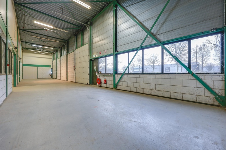 BedrijfsruimteaanVersterkerstraat 4<br/> inAlmere