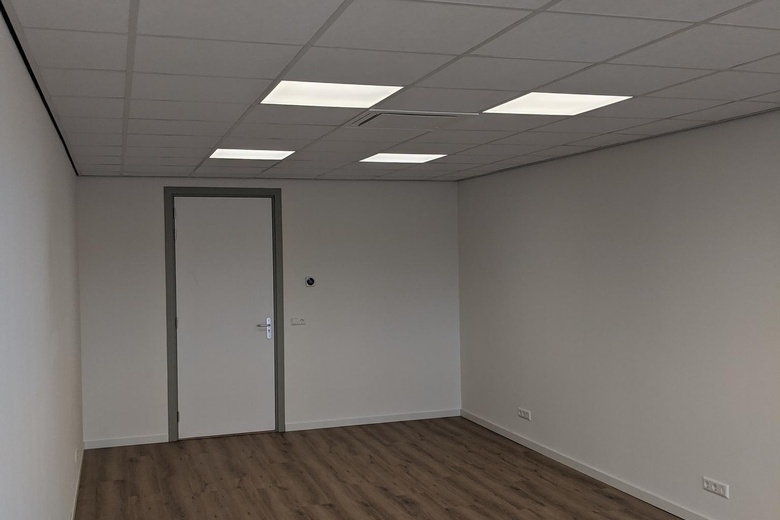 BedrijfsruimteaanKerkweg 221<br/> inHeemskerk BedrijfsruimteaanKerkweg 221<br/> inHeemskerk