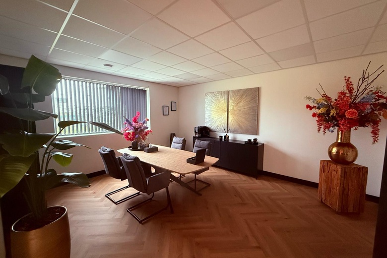 KantoorruimteaanParallelweg 16<br/> inEtten-Leur