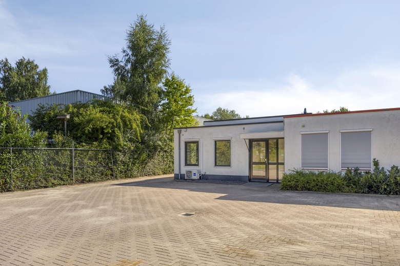 BedrijfsruimteaanLage Weide 25<br/> inWarnsveld BedrijfsruimteaanLage Weide 25<br/> inWarnsveld