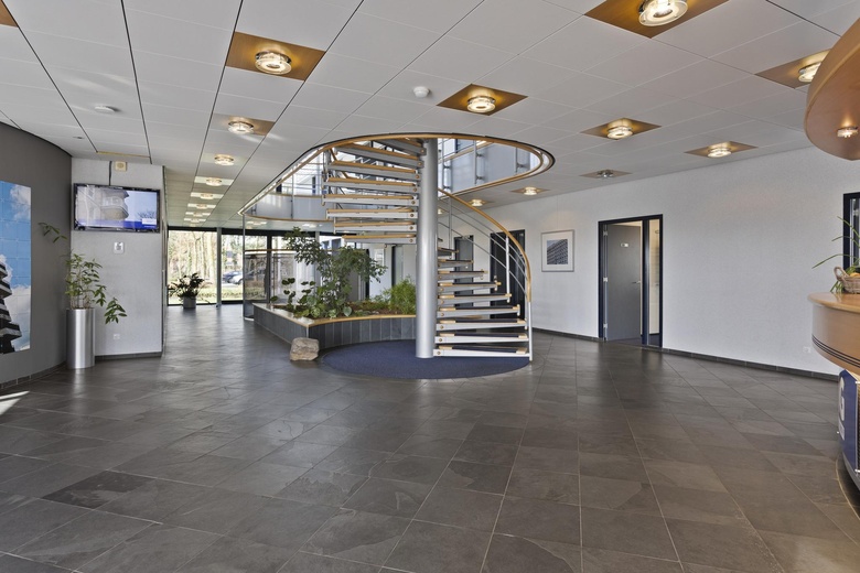 BedrijfsruimteaanGrotestraat 12<br/> inHeesbeen BedrijfsruimteaanGrotestraat 12<br/> inHeesbeen