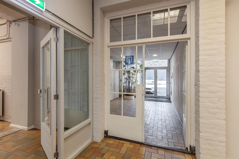 BedrijfsruimteaanAlbert Thijsstraat 19<br/> inEygelshoven BedrijfsruimteaanAlbert Thijsstraat 19<br/> inEygelshoven