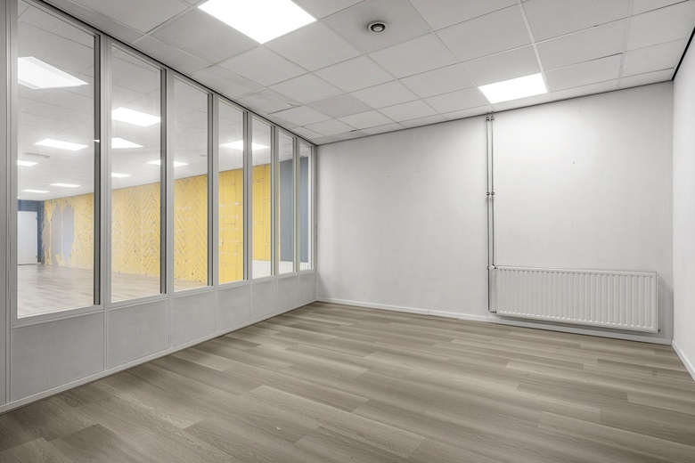 WinkelruimteaanTelefoonweg 74<br/> inEde