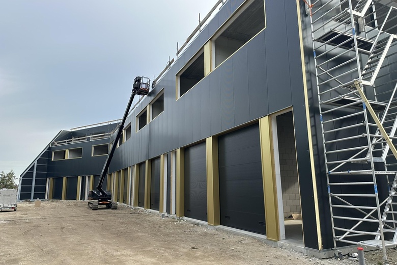 BedrijfsruimteaanDijkleger 1 b<br/> inVianen