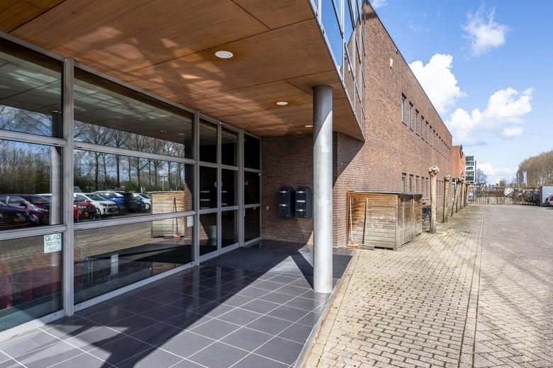 KantoorruimteaanKelvinring 44<br/> inAlblasserdam KantoorruimteaanKelvinring 44<br/> inAlblasserdam