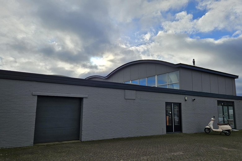 BedrijfsruimteaanJules Verneweg 15<br/> inEmmen
