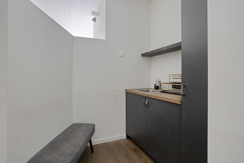 WinkelruimteaanBergse Dorpsstraat 31<br/> inRotterdam