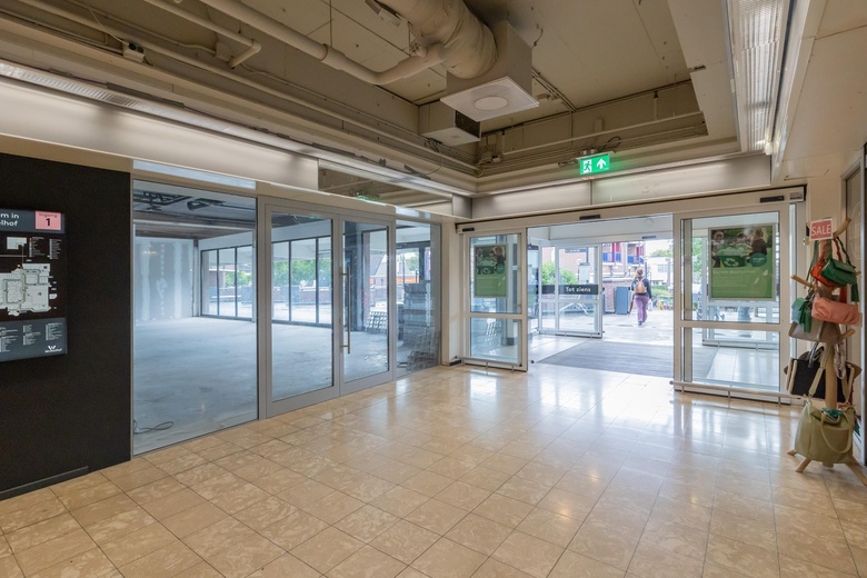 WinkelruimteaanWinkelhof 10<br/> inLeiderdorp WinkelruimteaanWinkelhof 10<br/> inLeiderdorp