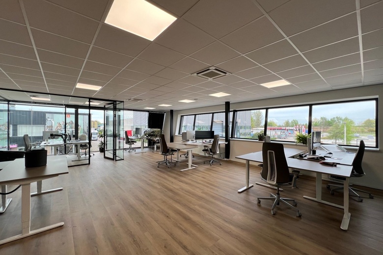 BedrijfsruimteaanMarisstraat 8<br/> inSliedrecht