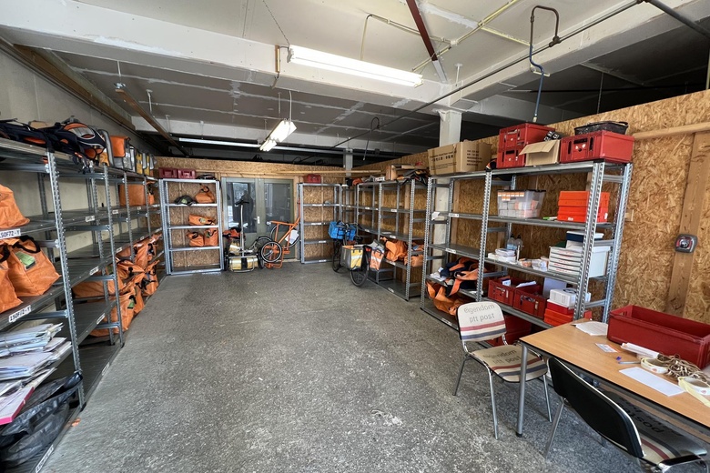 BedrijfsruimteaanAris van Broekweg 4 - 8<br/> inZaandam