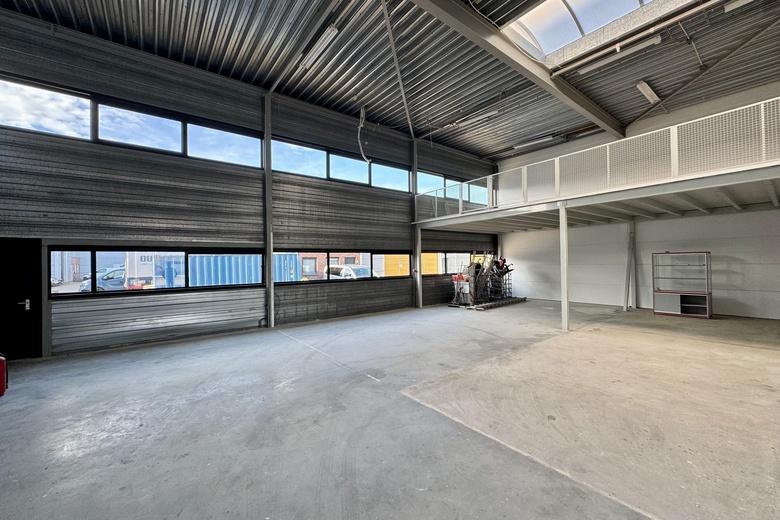 BedrijfsruimteaanHet Tasveld 7<br/> inHendrik-Ido-Ambacht