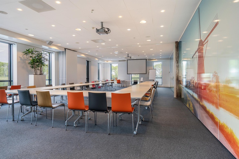 KantoorruimteaanFlemingweg 8<br/> inAlphen aan den Rijn