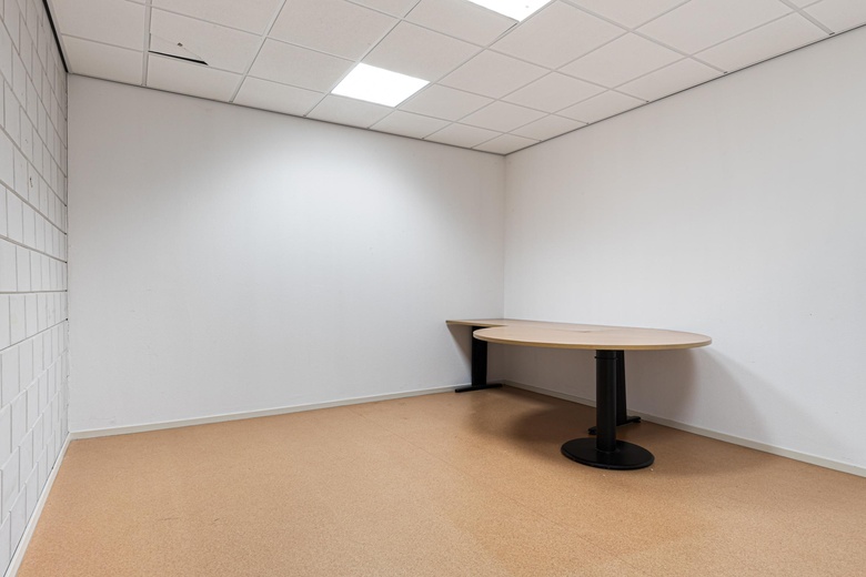 BedrijfsruimteaanJac. P. Thijsseweg 6<br/> inAlphen aan den Rijn BedrijfsruimteaanJac. P. Thijsseweg 6<br/> inAlphen aan den Rijn