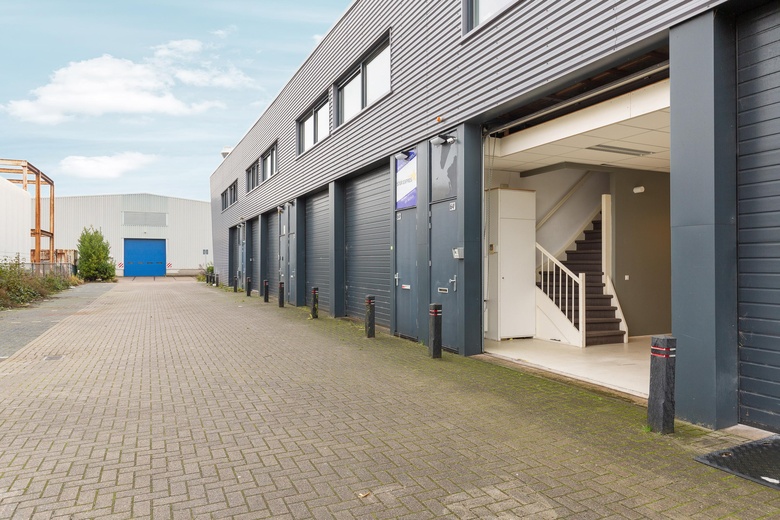 BedrijfsruimteaanGerrit Bolkade 64 f<br/> inZaandam