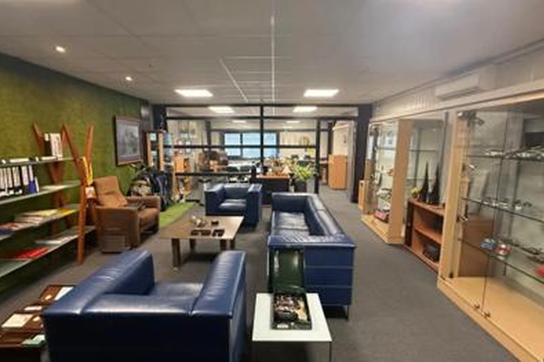 BedrijfsruimteaanJohn F. Kennedylaan 19 F<br/> inValkenswaard