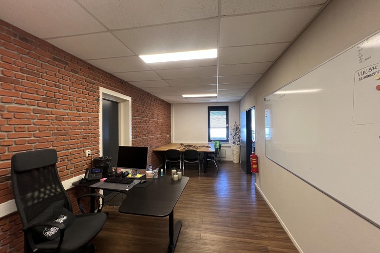 BedrijfsruimteaanRietdekkerstraat 5<br/> inRidderkerk BedrijfsruimteaanRietdekkerstraat 5<br/> inRidderkerk