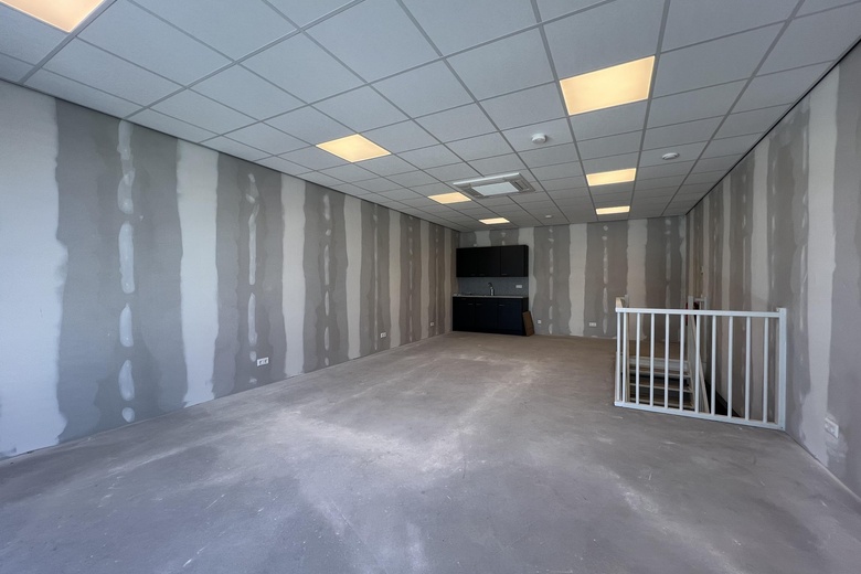 BedrijfsruimteaanHoutkopersstraat 6 E<br/> inZwijndrecht