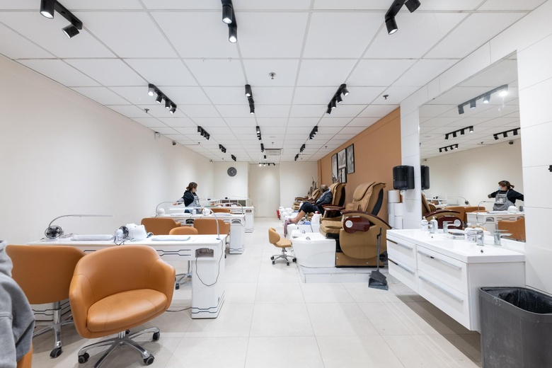 WinkelruimteaanZuidplein Hoog 763<br/> inRotterdam