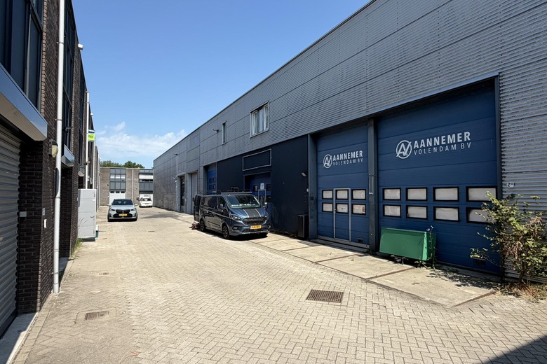 Bekijk foto Bedrijfsruimte aan de Energiestraat 2 g g in Edam Bekijk foto Bedrijfsruimte aan de Energiestraat 2 g g in Edam
