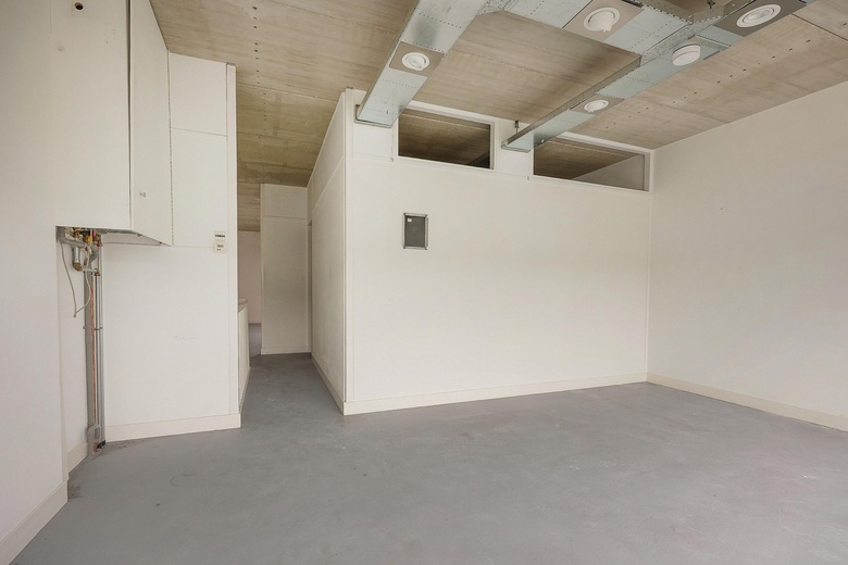 BedrijfsruimteaanSniep 63<br/> inDiemen