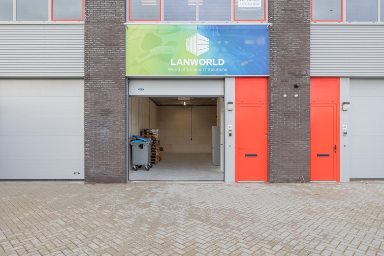 BedrijfsruimteaanWasbeekerlaan 44<br/> inSassenheim