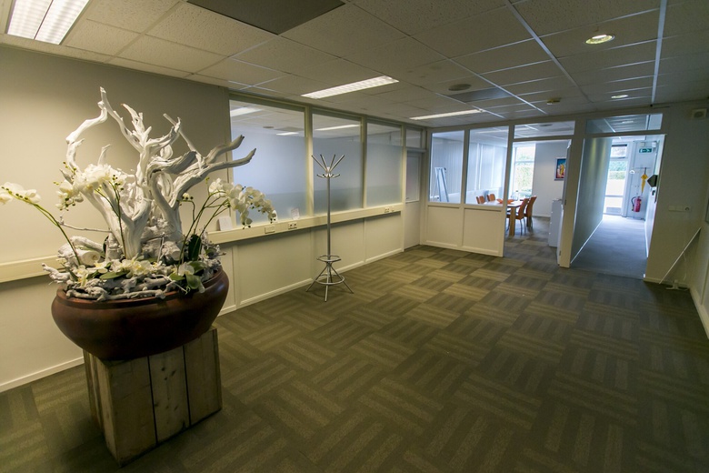 KantoorruimteaanProvincialeweg 2 c<br/> inWesterhoven KantoorruimteaanProvincialeweg 2 c<br/> inWesterhoven