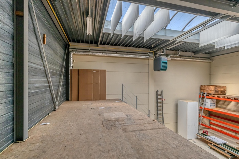 BedrijfsruimteaanDe Plaats 13<br/> inHendrik-Ido-Ambacht